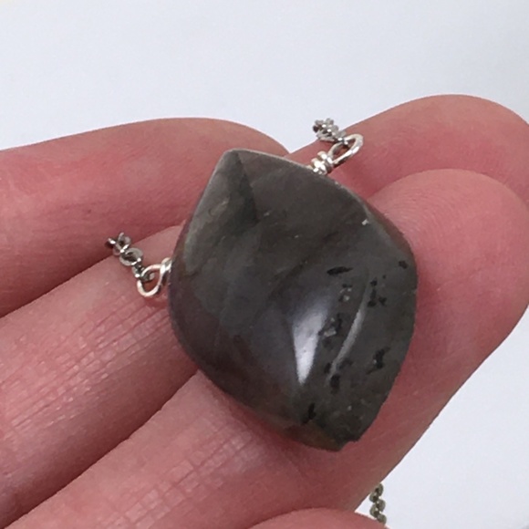 Labradorite Stone Wire wrapped on Silver Chain - Picture 6 of 11